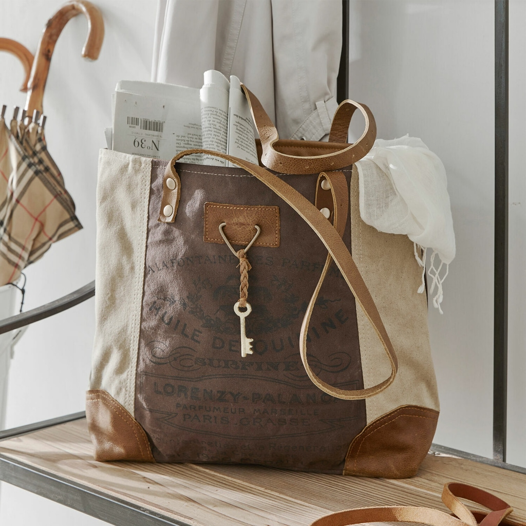 Tasche Warna